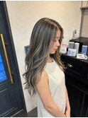 外国人風グレージュハイライト