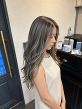 シュエット(CHOUETTE)&nbsp;外国人風グレージュハイライト