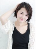 大人可愛い　小顔ショート