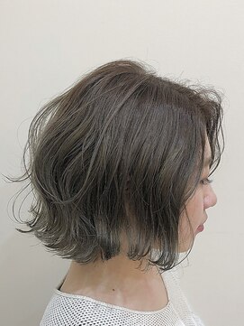 ハイプ(hipe) ○外国人風オリーブグレージュカラー