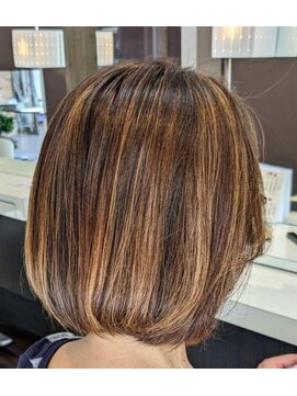 エノモト(ENOMOTO) 大人可愛い透明感×立体感ハイライト