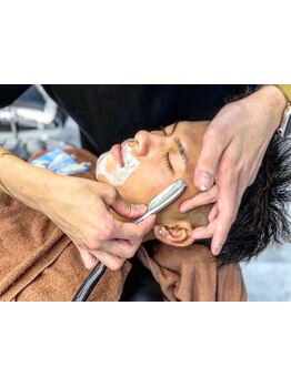 《天王寺阿倍野/メンズ理容室barber》お洒落×清潔感でワンランク上のデキる男に。ひげ・眉を整えて印象UP