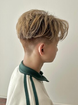 ネオリーブシェリエ 浅草店(Neolive cherie) ハイライト　グラデーション　メンズカラー イメチェン