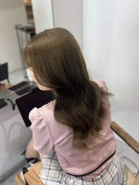 ロエ 恵比寿 代官山(ROE) オリーブベージュ レイヤーカット 前髪 ブリーチなし