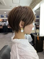 ビューエヒメ(VIEW EHIME)&nbsp;20代30代40代秋色くすみベージュ耳かけボブ