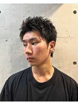 リベルテ グリット(Liberte Grit) 短髪フェードツーブロックスパイキーショートメッシュアップ