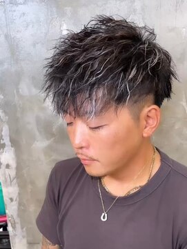 キング(K!ng) 縮毛矯正髪質改善ハイライトレイヤーカット枚方美容室エクステ