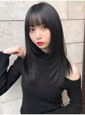 黒髪ぱっつん前髪小顔顔周りミディアムレイヤーストレートロング