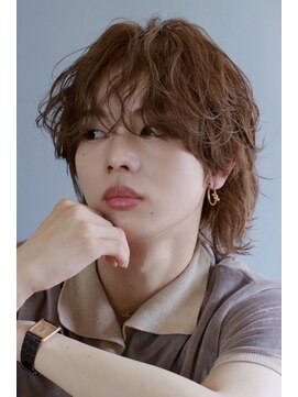 アドール(ADOR) ミディアムベースシャドウパーマ