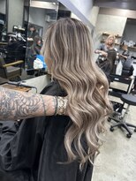 エイム(AiM)&nbsp;バレイヤージュ(白髪ぼかし)