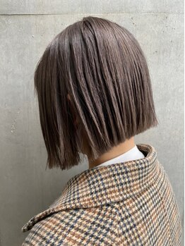 エウペ 渋谷(WEUPE)の写真/【一人一人に合わせたトリートメント】ダメージを修復しなめらかな指通りに。カラーのモチも良くなる[渋谷]