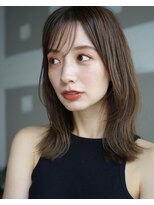 エインアンリー 明治神宮前(AIN.ANLY.)&nbsp;ミディアムレイヤー、ミディアムパーマ毛先パーマ、外ハネパーマ