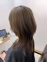 エレノア 自由が丘店(Eleanor)&nbsp;自由が丘/ウルフカット/イルミナカラー/トリートメント