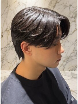 ミヤビ(MIYAVI) ニュアンスフェザーショート