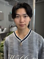 トリッカ シブヤ(TRICCA SHIBUYA)&nbsp;メンズカットパーマフェザーニュアンス毛流れセンターパート渋谷