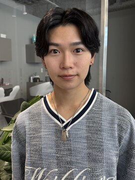 トリッカ シブヤ(TRICCA SHIBUYA) メンズカットパーマフェザーニュアンス毛流れセンターパート渋谷