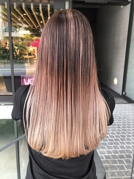 トルネード(TORNADO) 韓国風外国人風ピンクバレイヤージュ　ヨシンモリ　タンバルモリ