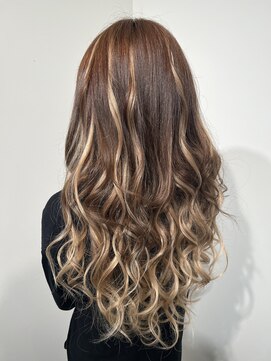 トゥルークリエイション 新越谷(True Creation) ミルクティーバレイヤージュ