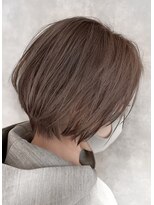 アンド(ANDO) 【本町】美フォルム大人美人ショート フォギーベージュ