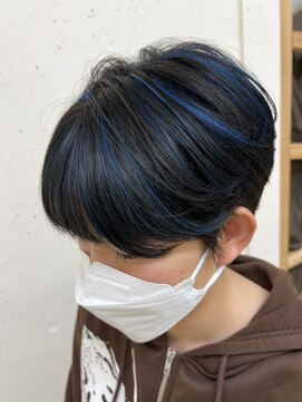 ソイア 春日井店(Soea) ダブルカラーハイライト ブルーハイライト