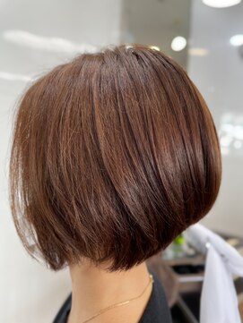 ムーア(MUA) 【MUA龍満】☆くびれショートボブ