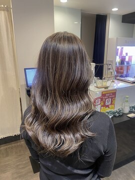 アンドバイモードケイズ (and by MODE K's) 【サロンスタイル】ナチュラルベージュハイライト