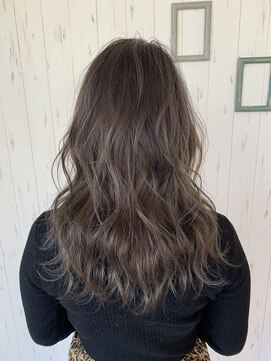 ニューヨークニューヨークマザーズ(NYNY Mothers) イルミナカラーで叶えるグレージュカラー