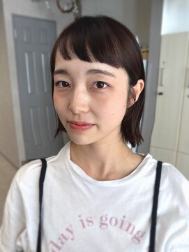 シェノン(Chainon.) 切りっぱなしボブ　オン眉　前髪　【博多】