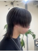 前下がりセンターパートウルフ　ジェンダーレス  メンズライク