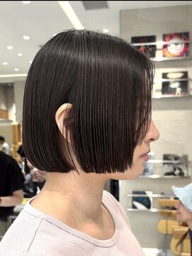 ピークアブー 原宿ハラカド(PEEK-A-BOO) 大人女子必見！コンパクトなボブスタイル