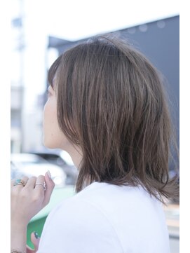 ワッカ(wacca) ゆる巻き ミディアムボブ 透明感カラー 顔周りレイヤー