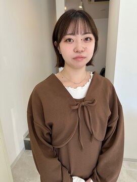 ソソ(soso.) 顎下3センチボブ【オリーブベージュ】