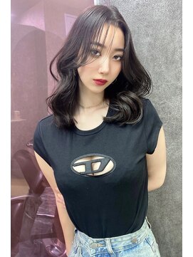 ランズ(LANDS) アッシュカラー レイヤーカット 【韓国ヘア 大阪 梅田】