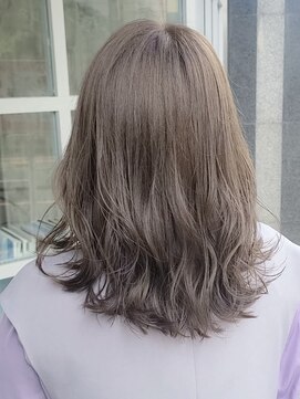 ヘアーアンドビューティーガーデン(HAIR AND BEAUTY GARDEN) グレージュミルクティーベージュカラー韓国レイヤーカット桑名
