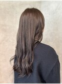 オリーブベージュ