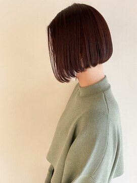 リコ(Rico) マッシュショート前髪長めハンサムショート黒髪ショート襟足短め