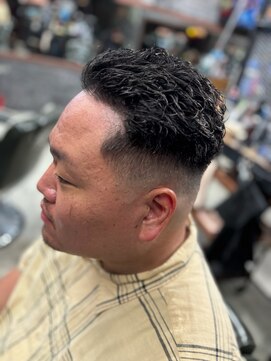 フォーコーナーズカットショップスリーセント 栄(FourCornersCutShop 3/cent) 極道パーマ