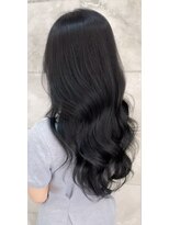 ジレ バイ マッドグラマー(GILET by mad grammar)&nbsp;[札幌韓国ヘア] ブルーブラックxレイヤーカット