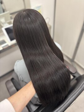 アオ(ao.) ブリーチなしで作るグレージュ