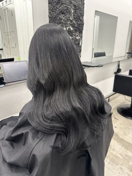 ココ 本八幡(KOKO) M黒髪小顔ヘアオリーブグレー艶髪クラゲヘアーココアベージュ
