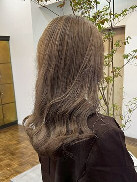 ヘアーアイスカルテット(HAIR ICI QUARTET) ブリーチなし×ミルクティーベージュ◎20代30代透明感カラー