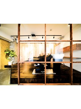 【周年キャンペーン開催】安心してゆったりくつろげる上質な空間で自分だけの特別なサロンタイムをー。