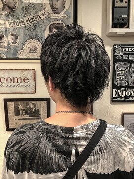グルーマーズトウキョウ(GROOMER/S TOKYO) ショートレイヤー×パーマ【HOMME HAIR ZERO伊藤】