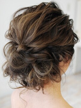 ゲッカビジン(GEKKABIJIN) ルーズな下目のアップ