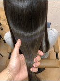 プラチナミネコラ