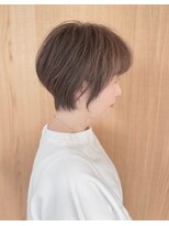 アクティフ(actif)&nbsp;名古屋の美容室actif ミセス  抜け感　大人　丸みショートカット