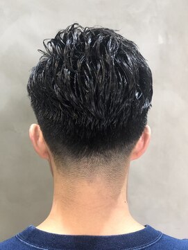 リンダイーロ(Linda Hiro) 【札幌円山 メンズカット(刈り上げショート)】