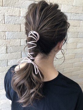 ターフタカサキディエル(TURF TAKASAKI D.L) ヘアセット★ダウンスタイル