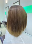 ブリーチ毛ストレート