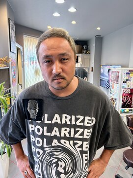 ダニーコウベ(Danny kobe) グレーカラー